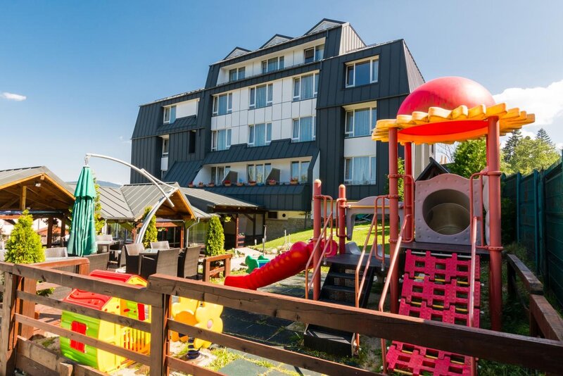 Predeal, Trei Brazi-  vand sau inchiriez Hotel Andy Grand 4 stele,