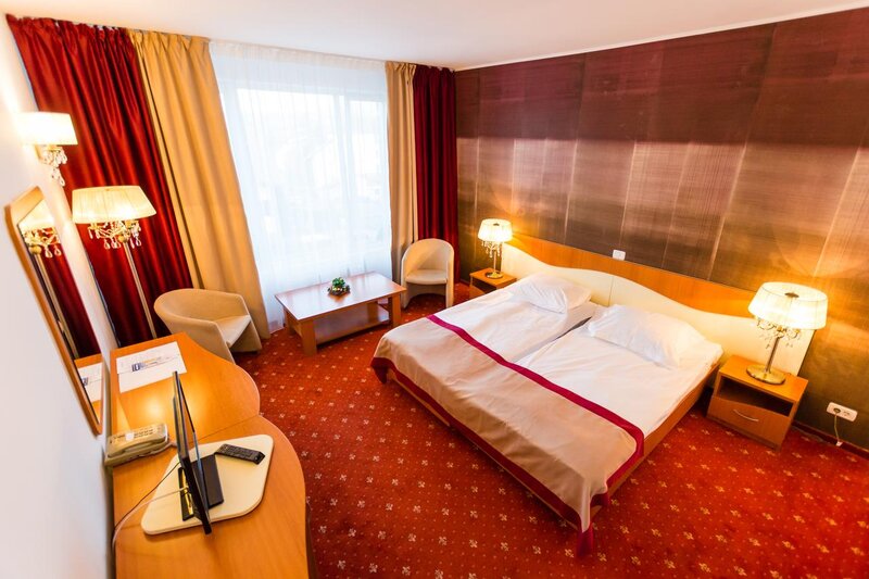 Predeal, Trei Brazi-  vand sau inchiriez Hotel Andy Grand 4 stele,